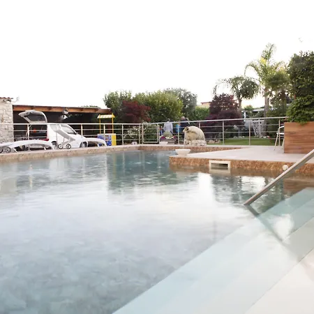 Clementina Hotel